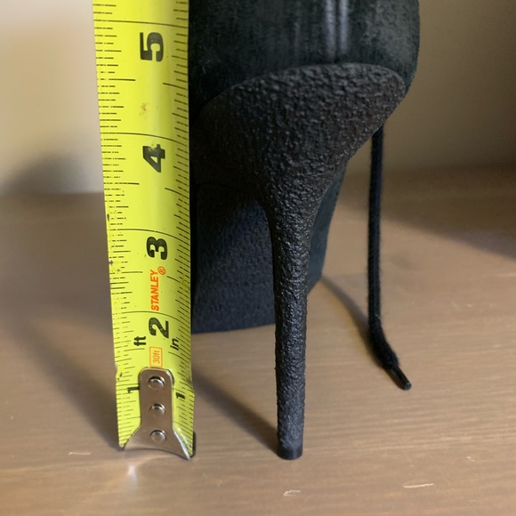 Burberry Black Suede Sherpa Stilettos - Women’s Size 38 - Picture 9 of 10